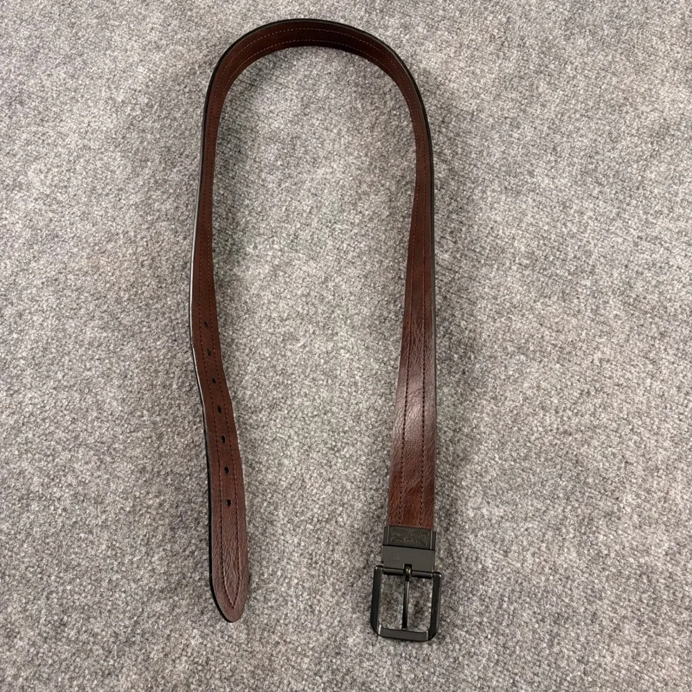 Levis levi brown